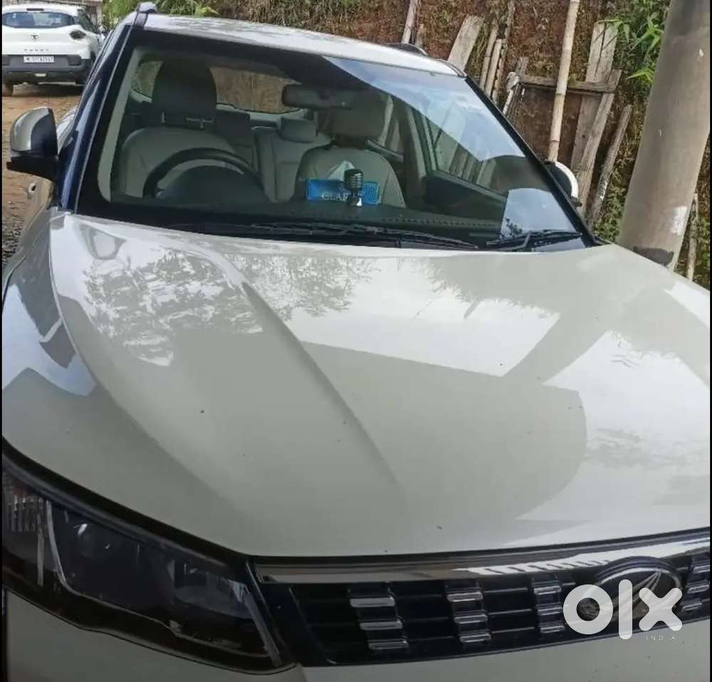 Mahindra Xuv300 2022 Petrol 18300 Km Driven