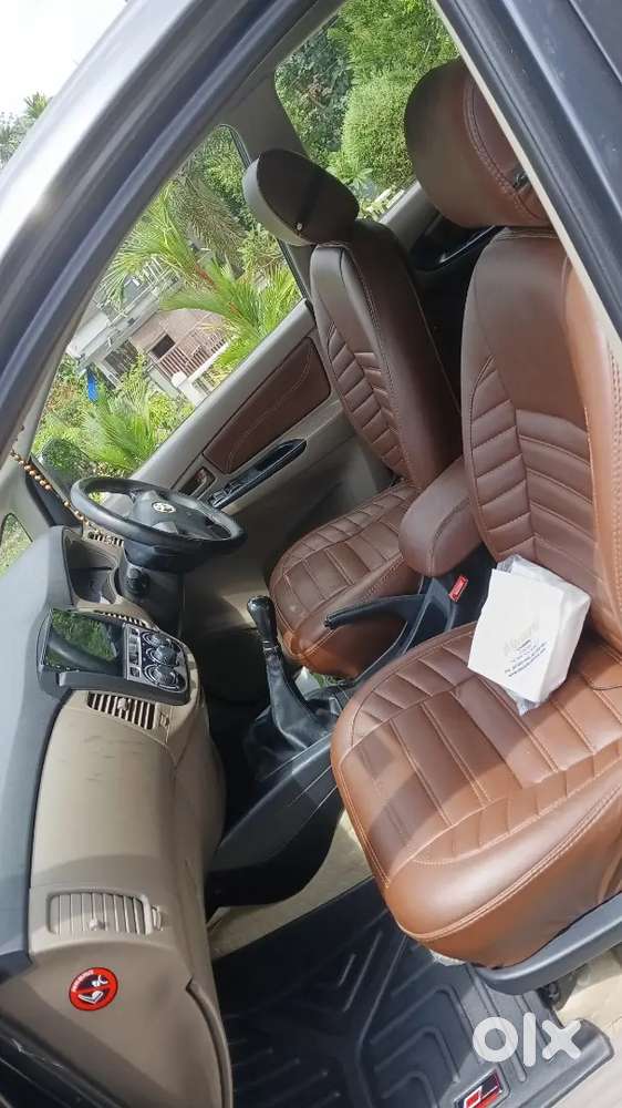 Toyota Innova 2015 Diesel 117000 Km Driven