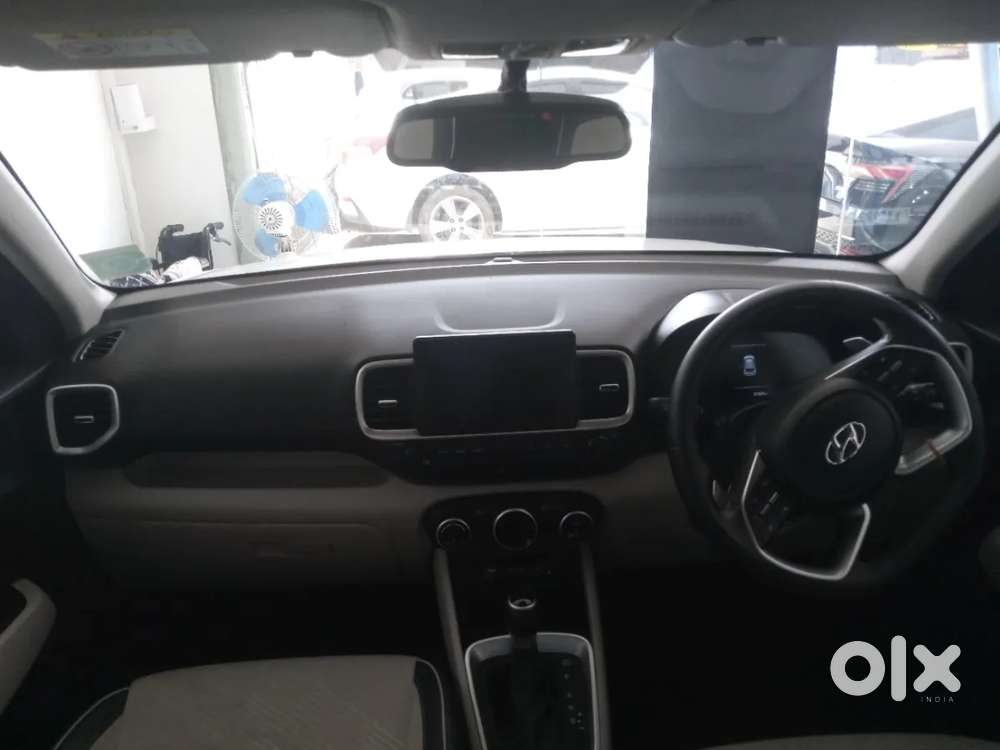 Hyundai Venue 1.0 Sx (o) Turbo Dct, 2023, Petrol