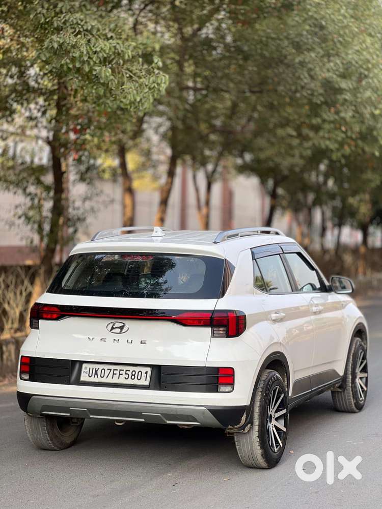 Hyundai Venue S 1.2 Petrol, 2022, Petrol