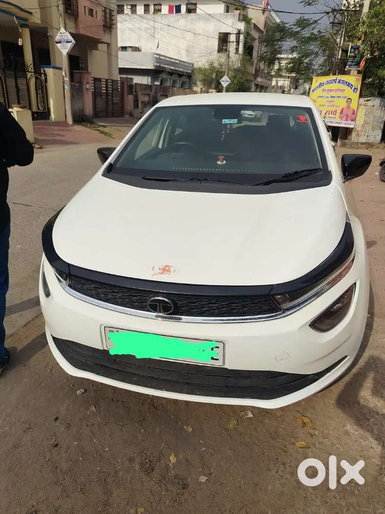 Tata Altroz Automatic Petrol Car