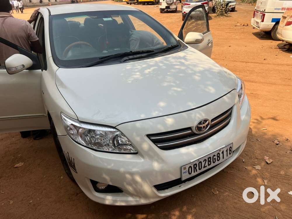 Toyota Corolla Altis 2012