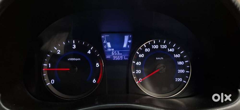 Hyundai Verna Crdi 1.6 Sx, 2015, Diesel