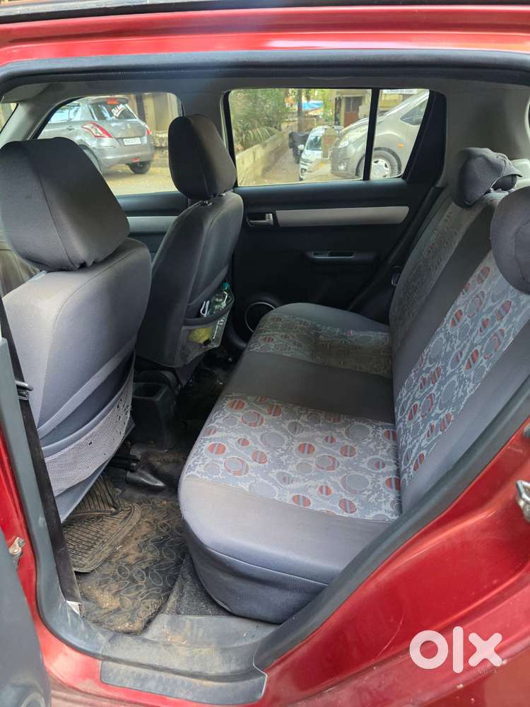 Maruti Suzuki Swift Vxi + Manual, 2011, Petrol