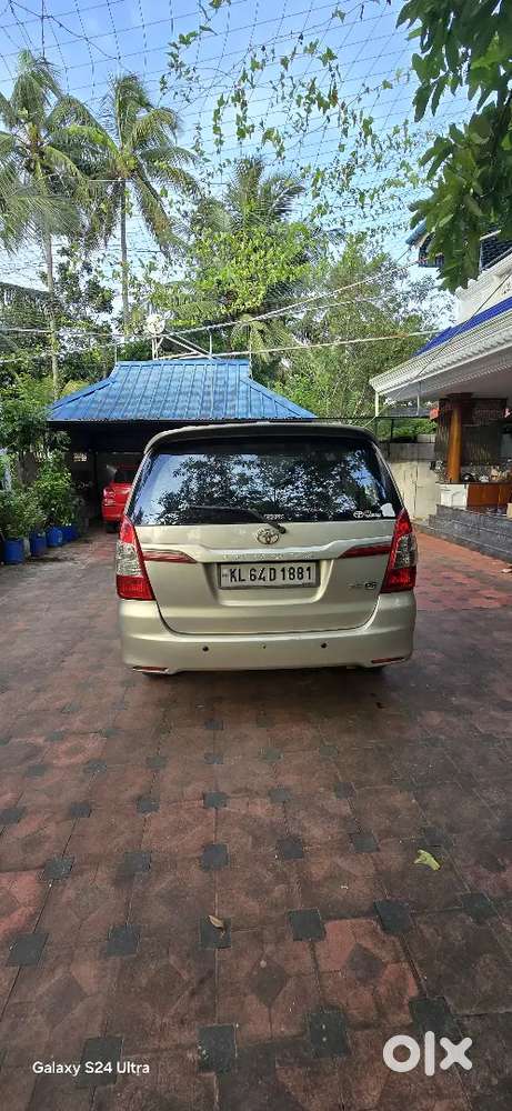 Toyota Innova 2015 Diesel Well Maintained