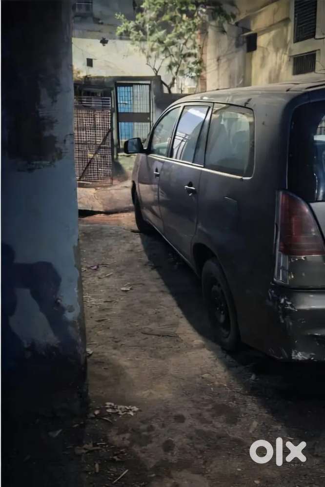 Toyota Innova 2009 Diesel 155000 Km Driven