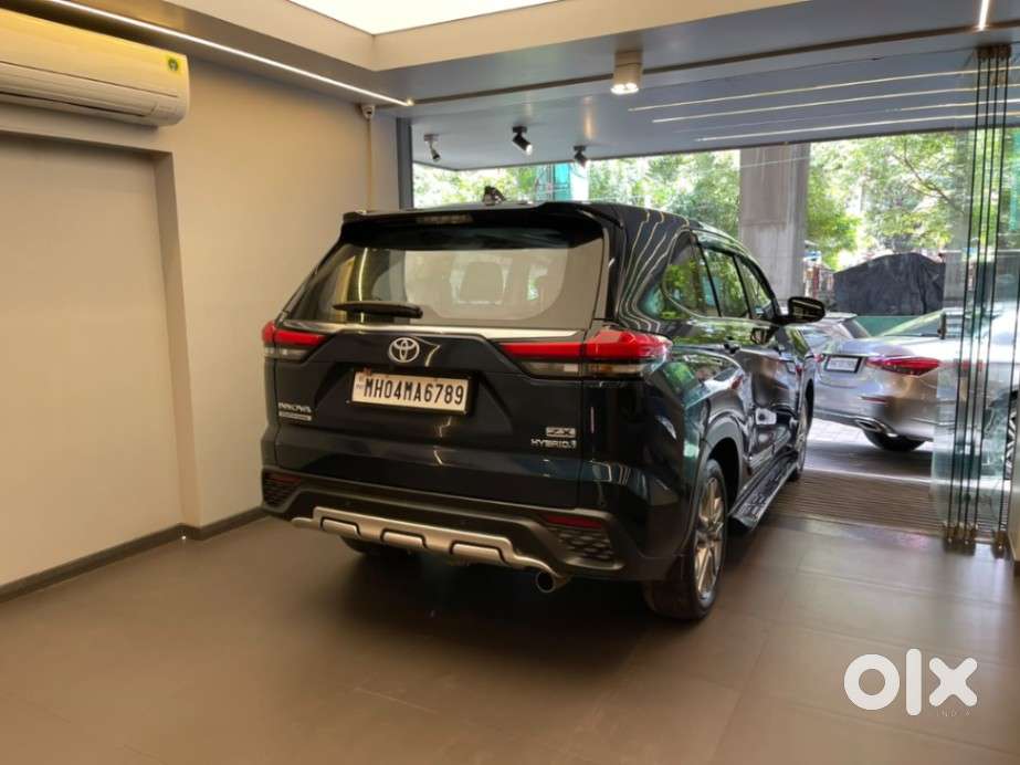 Toyota Innova Hycross 2.0 Zx (o) Hybrid 7 Str, 2024, Cng & Hybrids