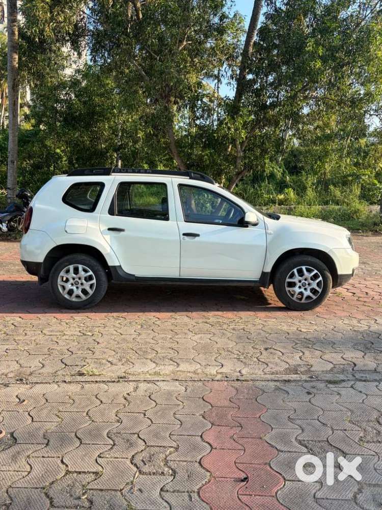 Renault Duster Rxe, 2019, Petrol