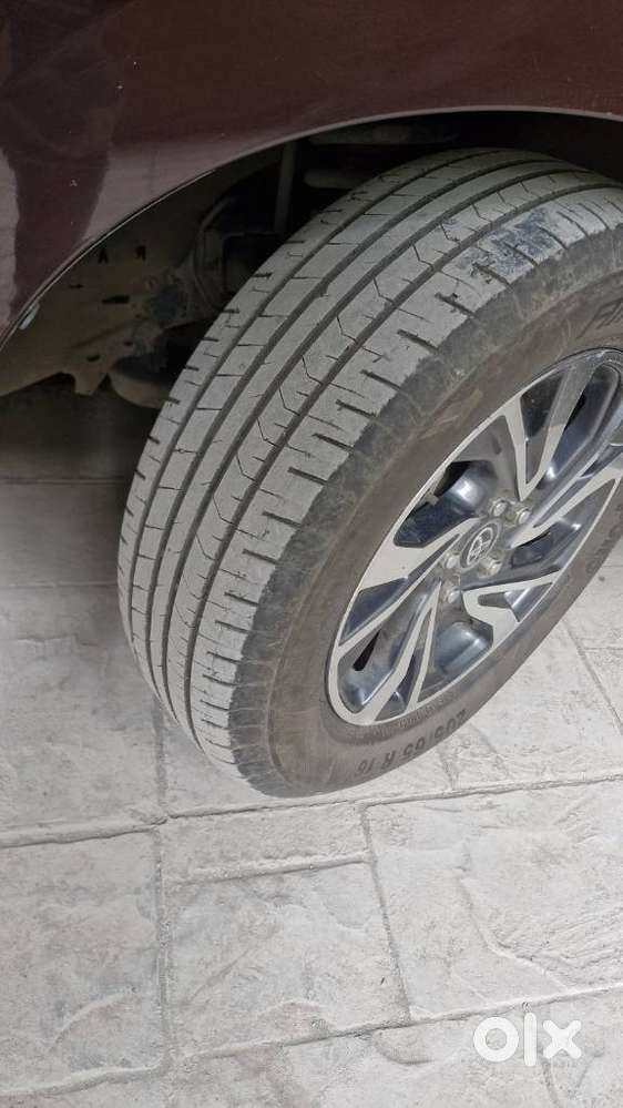 Toyota Innova Crysta [2020-ongoing] 2.4 Gx 7 Str, 2021, Diesel