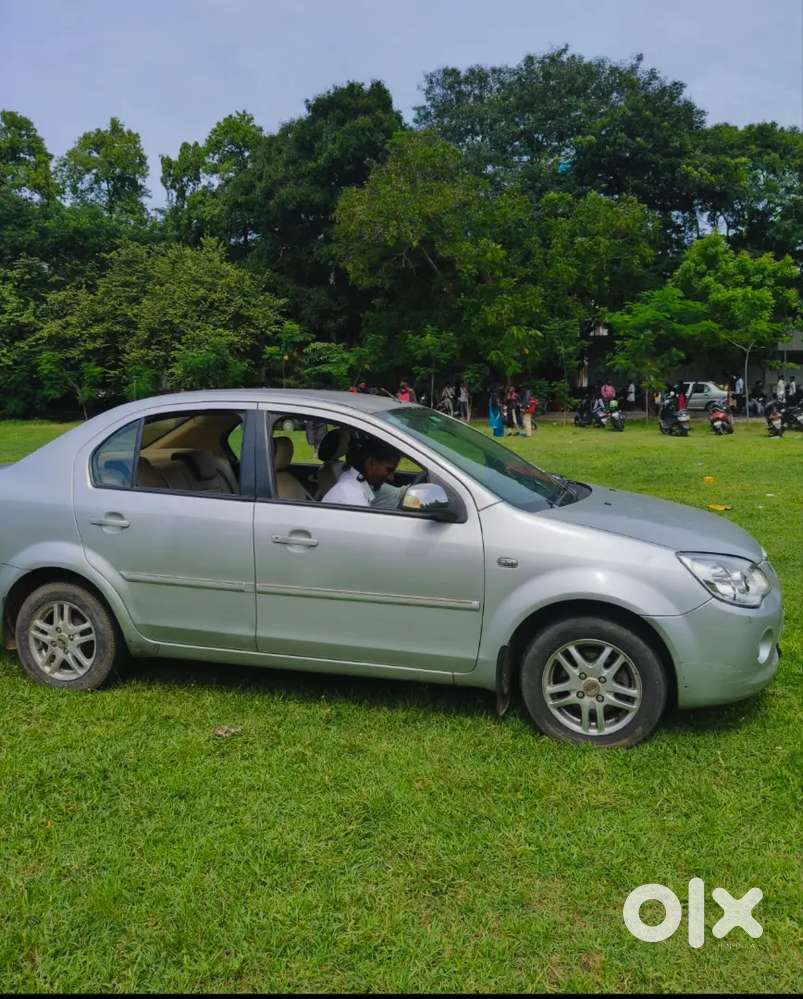 Ford Fiesta Classic 2011 Petrol 083128 Km Driven
