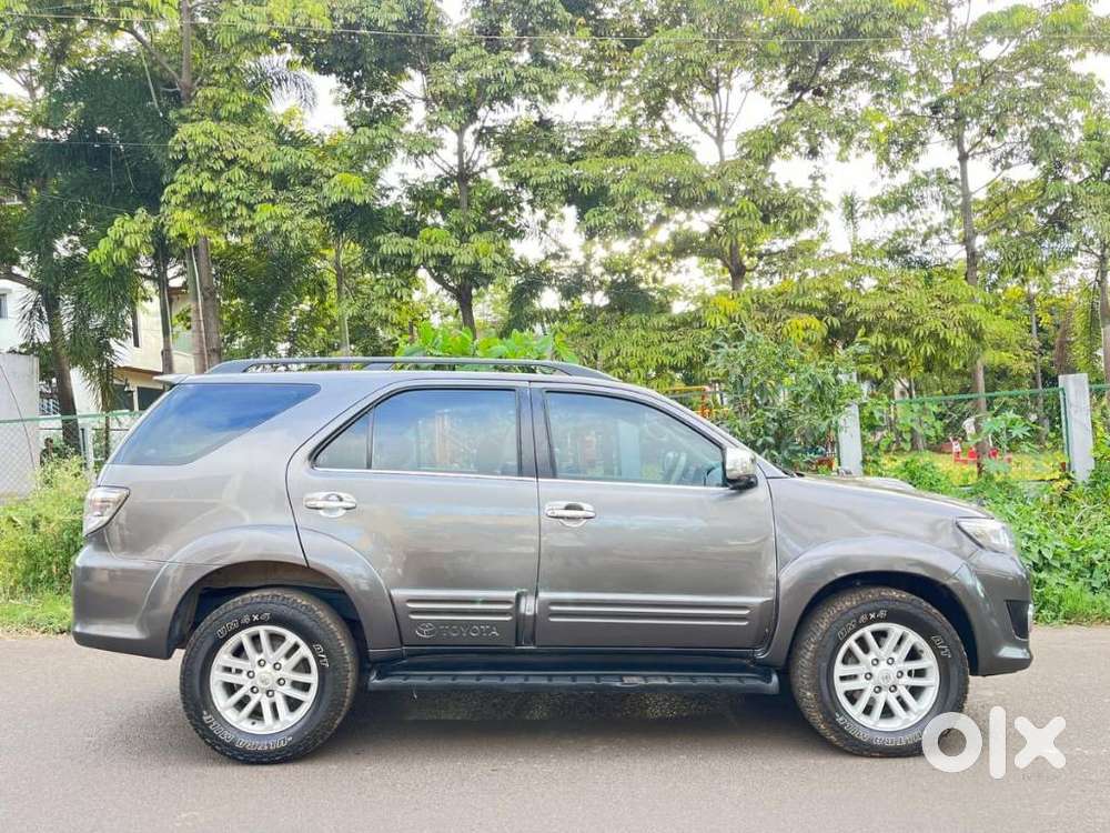 Toyota Fortuner 3.0 4x4 Manual, 2010, Diesel