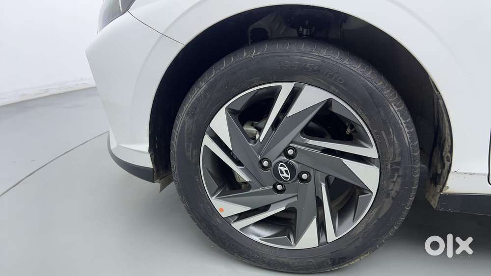 Hyundai I20 Asta (o) 1.2 Ivt, 2022, Petrol