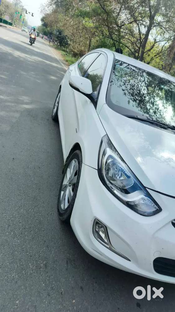 Hyundai Verna 2013