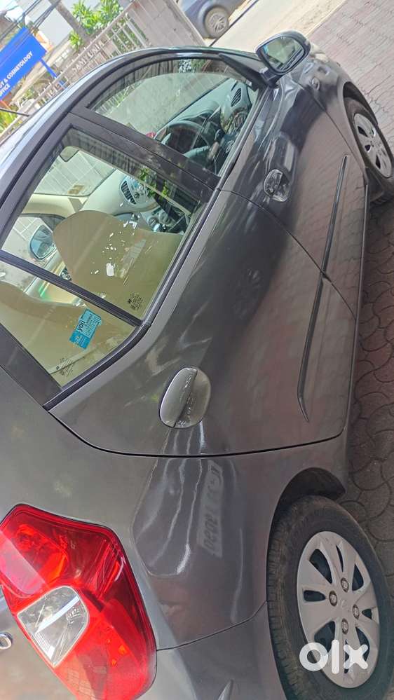Hyundai I10 Sportz At, 2011, Petrol