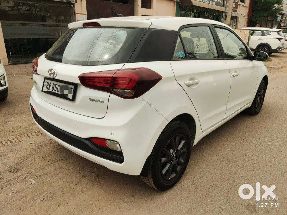Hyundai Elite I20 Sportz (o) 1.2, 2019, Petrol