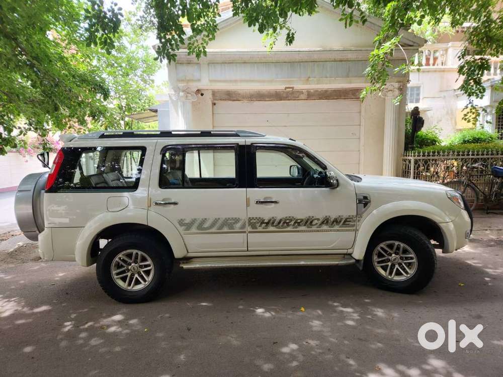 Ford Endeavour 2012 Diesel