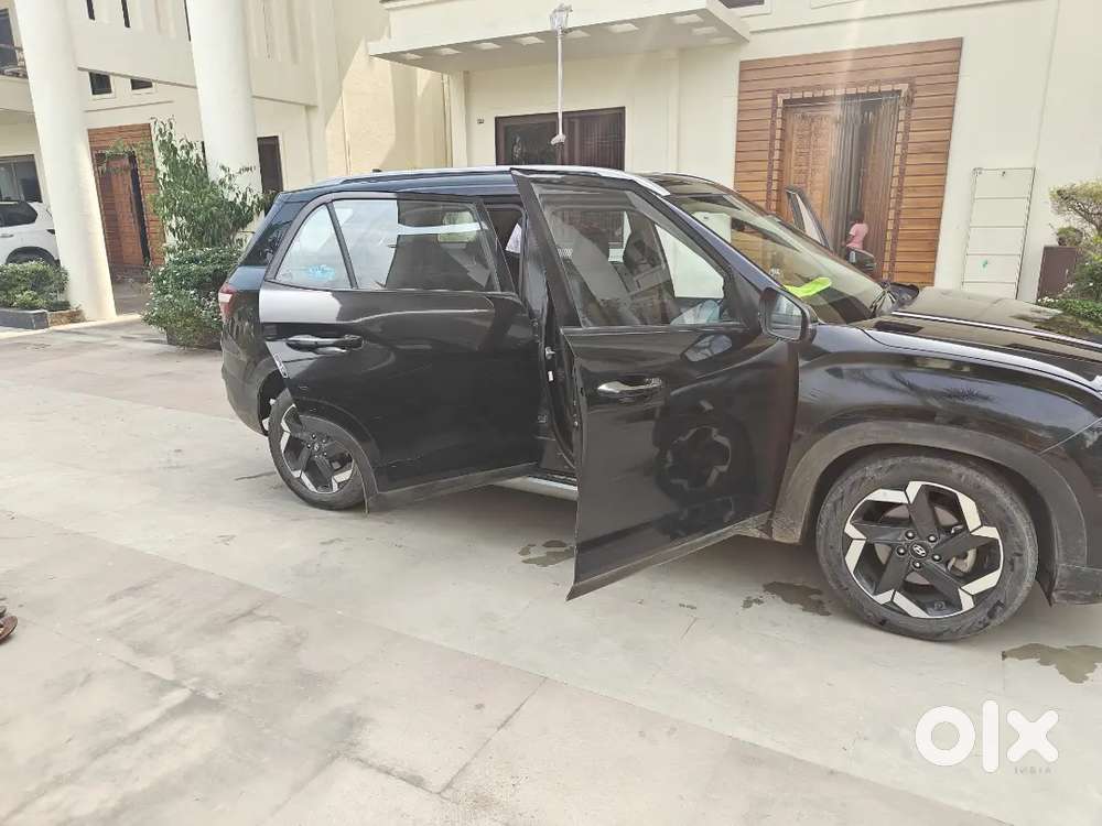 Hyundai Alcazar 2023 Diesel 175000 Km Driven Top Model