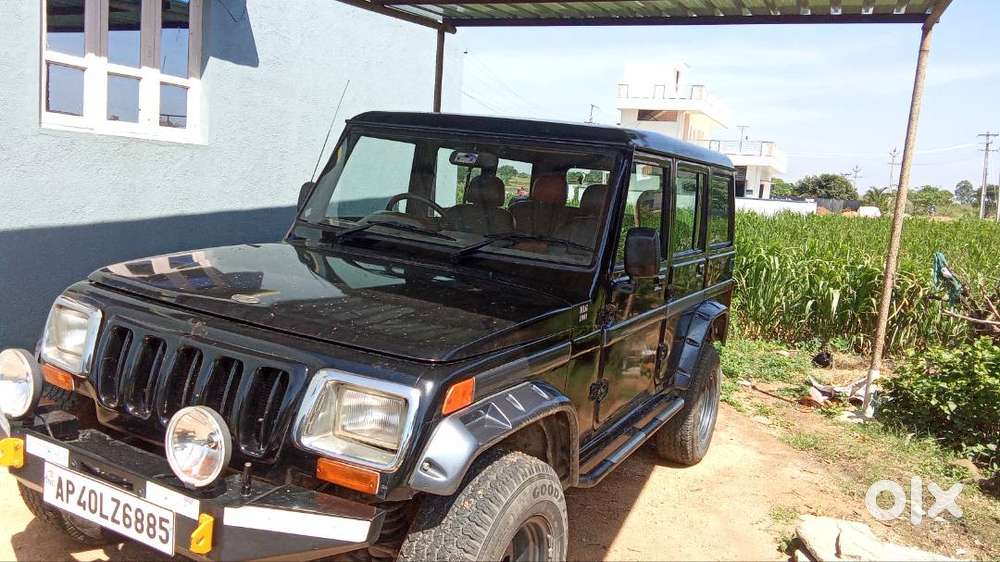 Mahindra Bolero Neo 2001