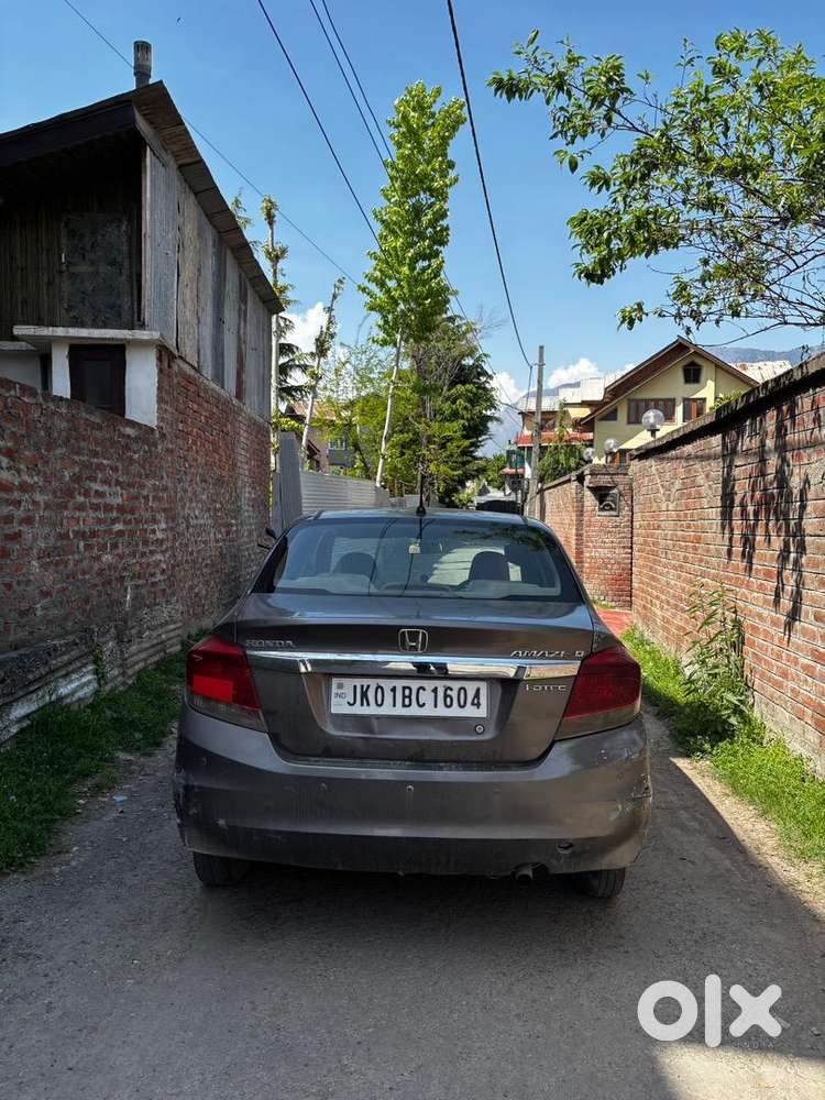 Honda Amaze 2015 Diesel Well Maintained