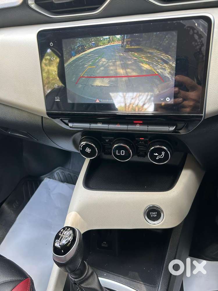 Nissan Magnite 1.0 Xv, 2021, Petrol