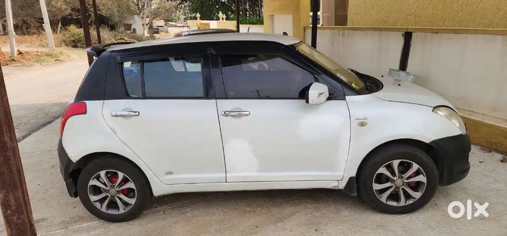 It's In Good Condition
It Gives Good Milage 
The Tires Are New