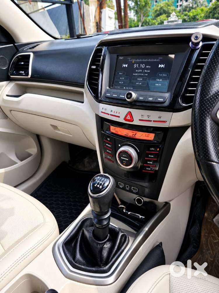 Mahindra Xuv300 W8 Option Dual Tone, 2019, Petrol