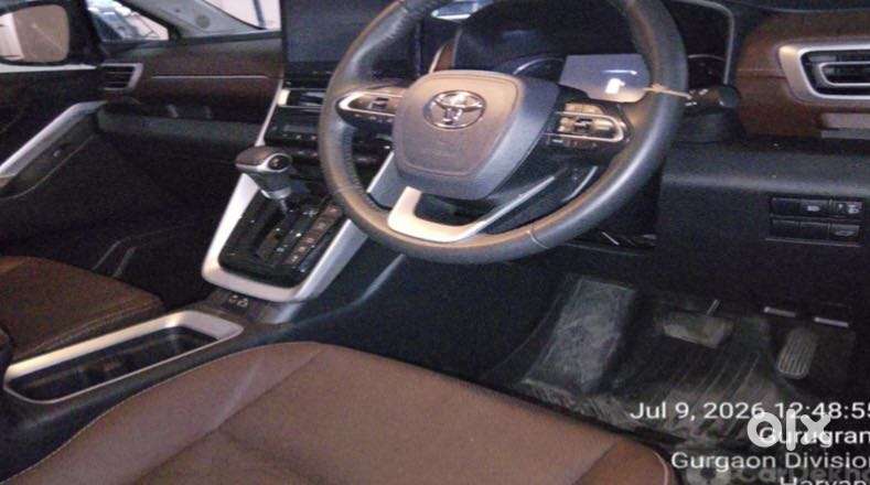 Toyota Innova Hycross 2.0 Zx (o) Hybrid 7 Str, 2025, Cng & Hybrids