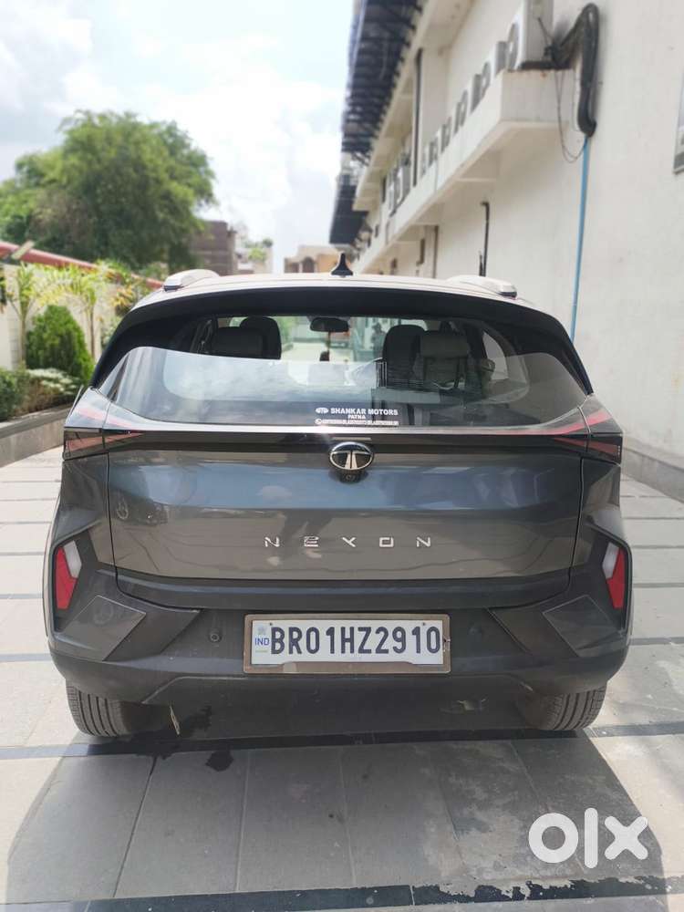Tata Nexon Pure Plus (s) Petrol Amt, 2024, Petrol