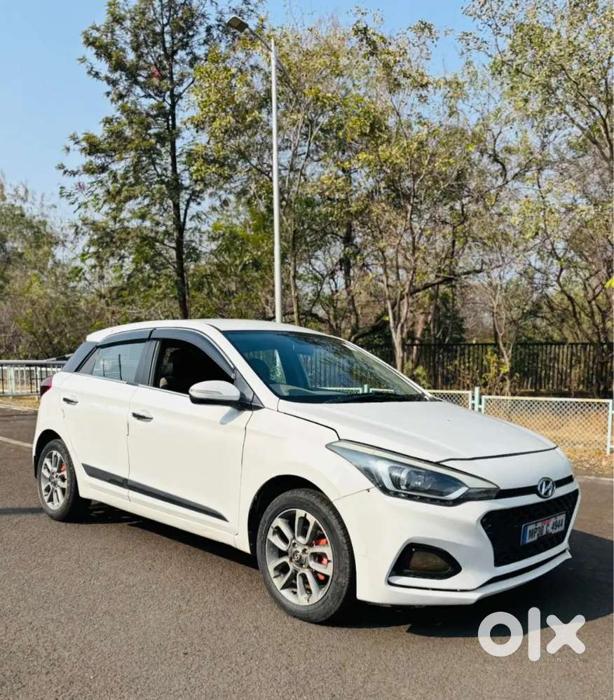 Hyundai I20 Asta, Well Maintained, Single Handed Used Car