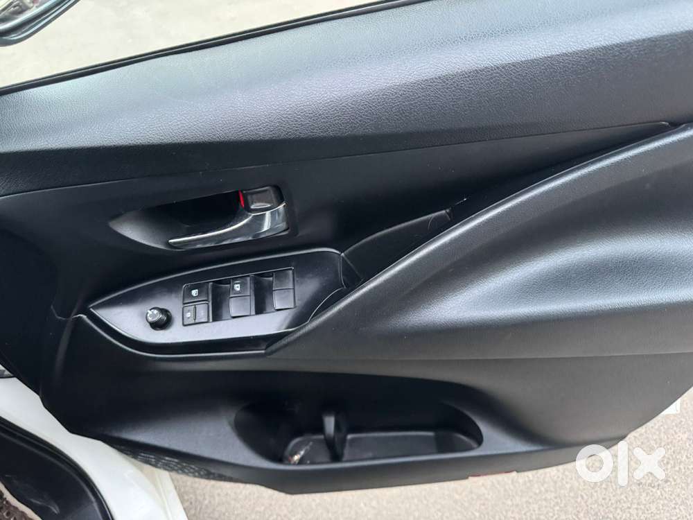 Toyota Innova Crysta 2.4 G Mt, 2018, Diesel