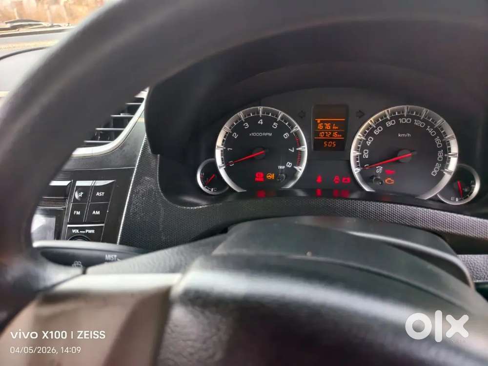 Maruti Suzuki Swift 2016 Petrol 107000 Km Driven