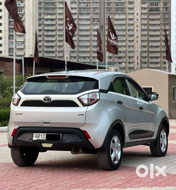 Tata Nexon 1.2 Revotron Xta, 2018, Petrol