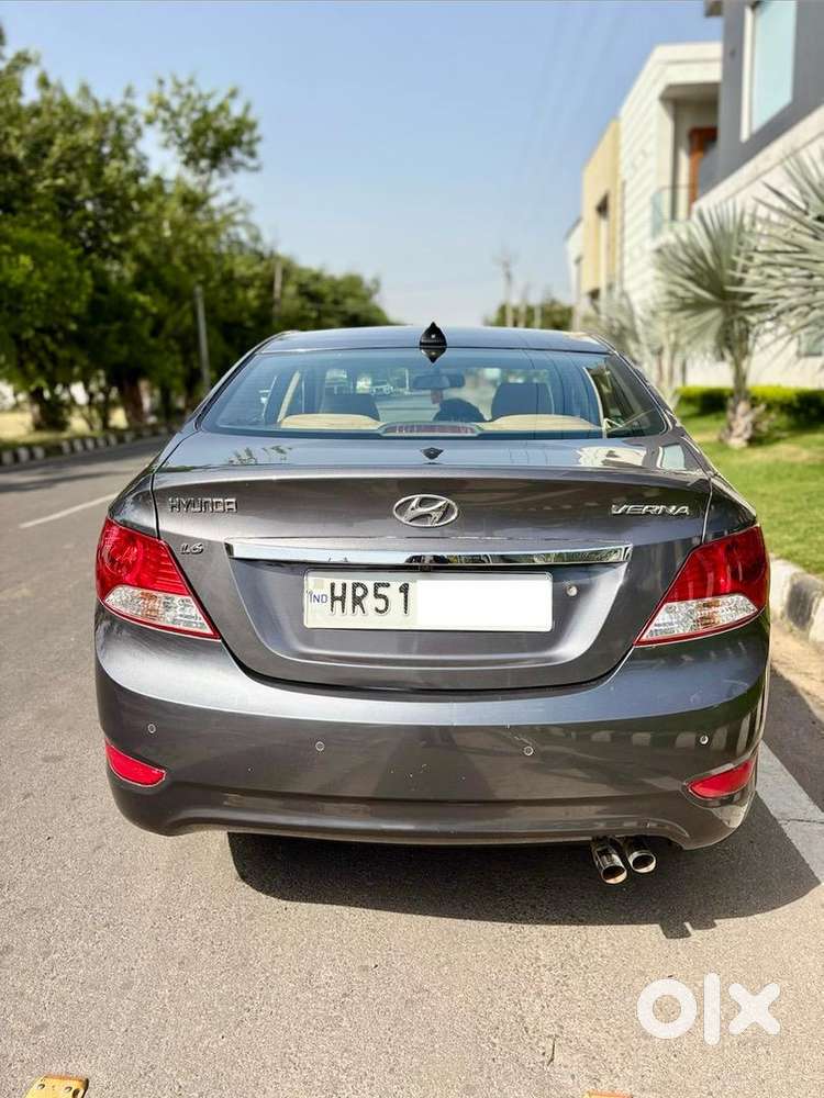 Hyundai Verna 1.6 Ex Petrol Showroom Condition  2013