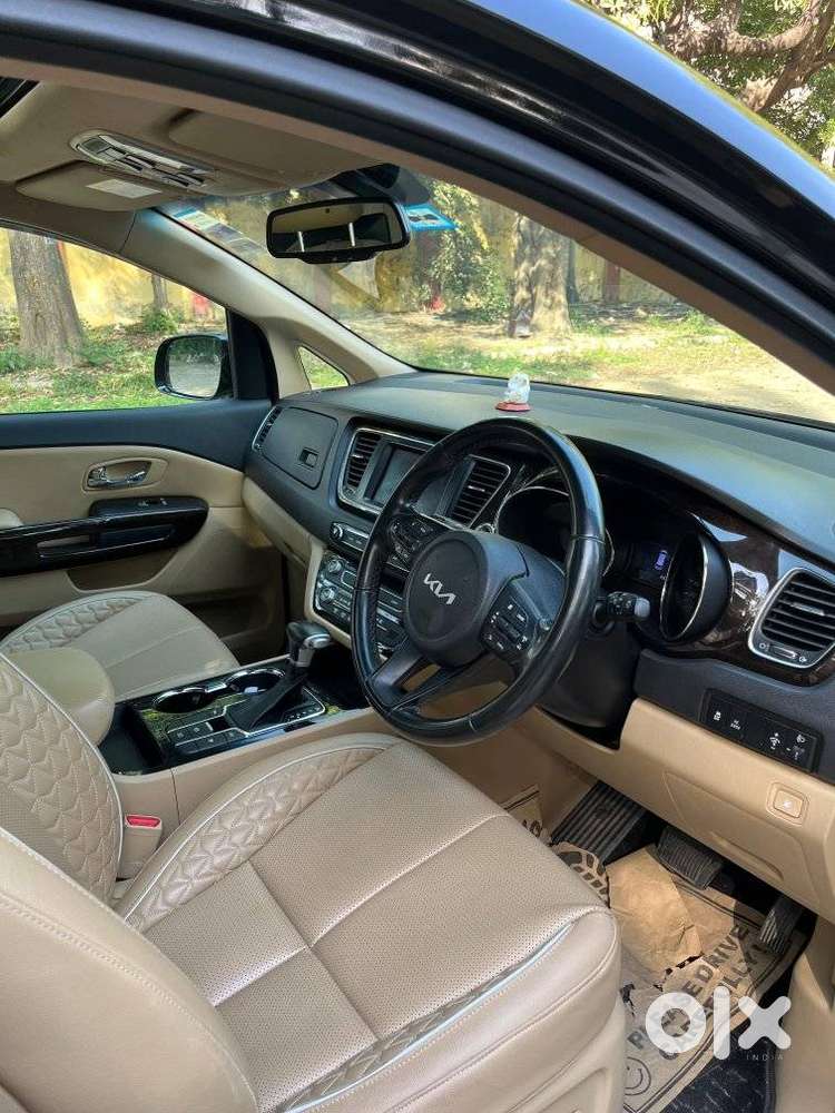 Kia Carnival Limousine Plus 7 Str, 2022, Diesel