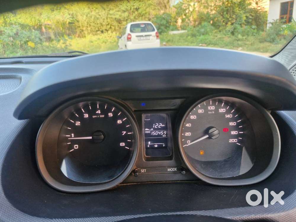 Tata Tiago Petrol 2016