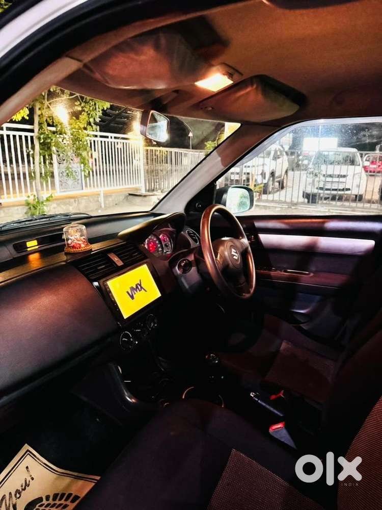 Maruti Suzuki Swift 2010 Petrolvxi. Well Maintained