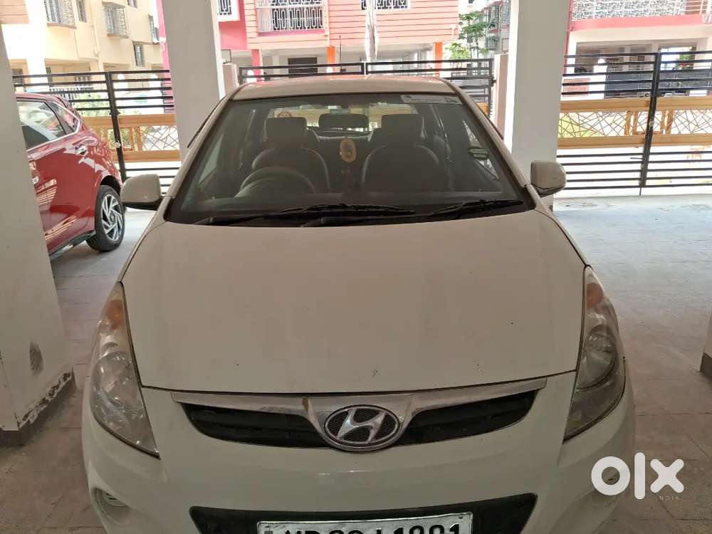 Hyundai I20 2012 Petrol 76000 Km Driven