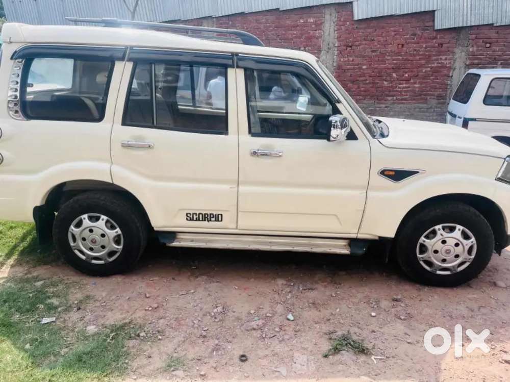 Mahindra Scorpio Diesel 2015