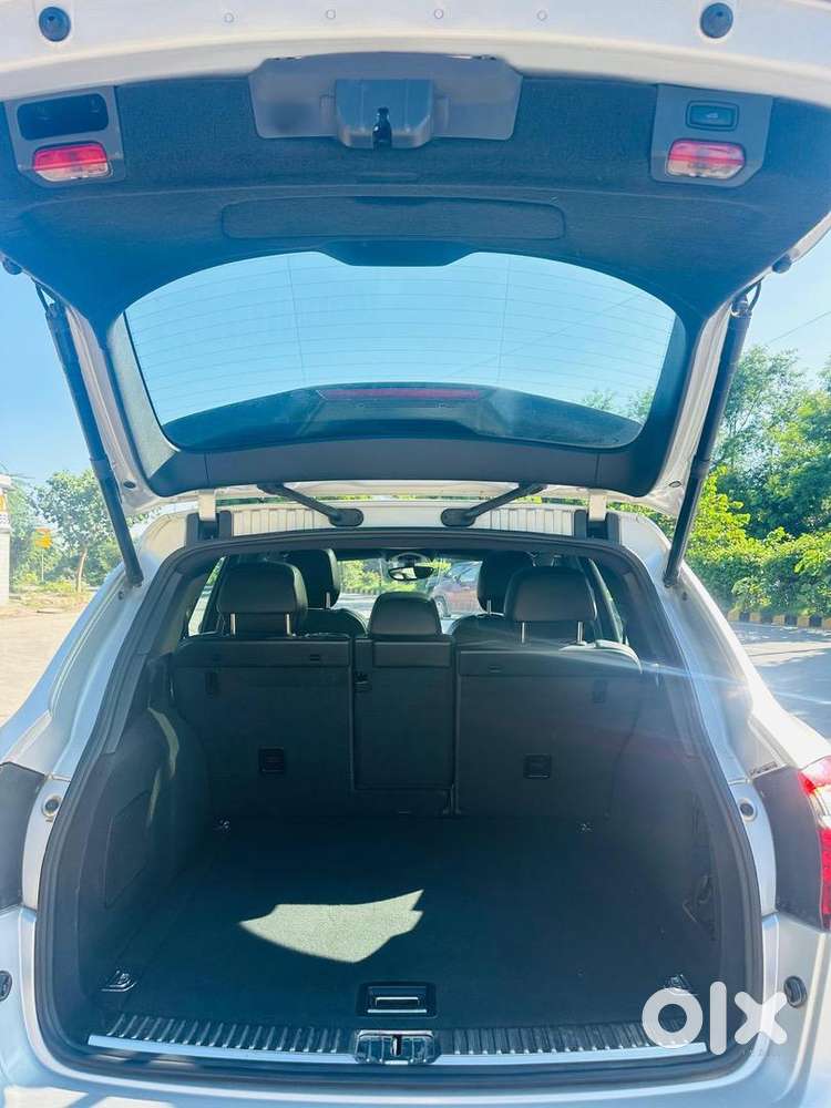 Porsche Cayenne 2013 Diesel Well Maintained Excellent Condition