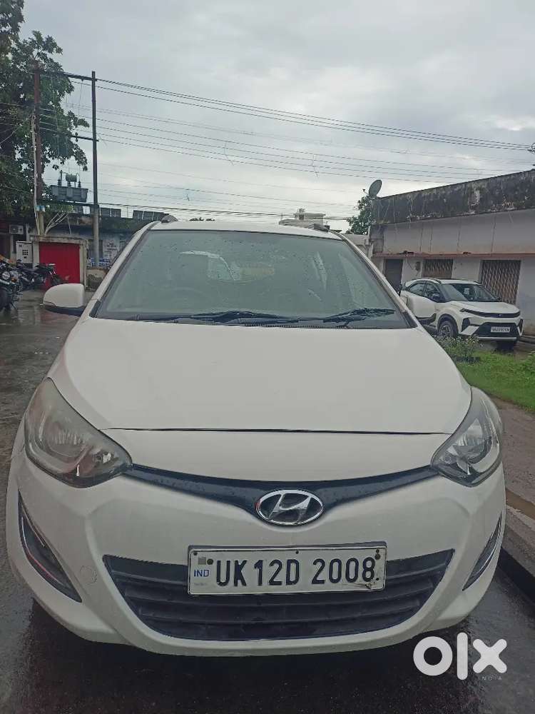 Hyundai I20 Magna Petrol 2012