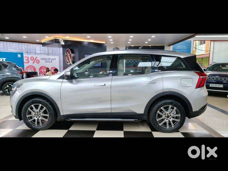 Mahindra Xuv700 2.2 Ax 7 Diesel At Luxury Pack Str Awd, 2022, Diesel