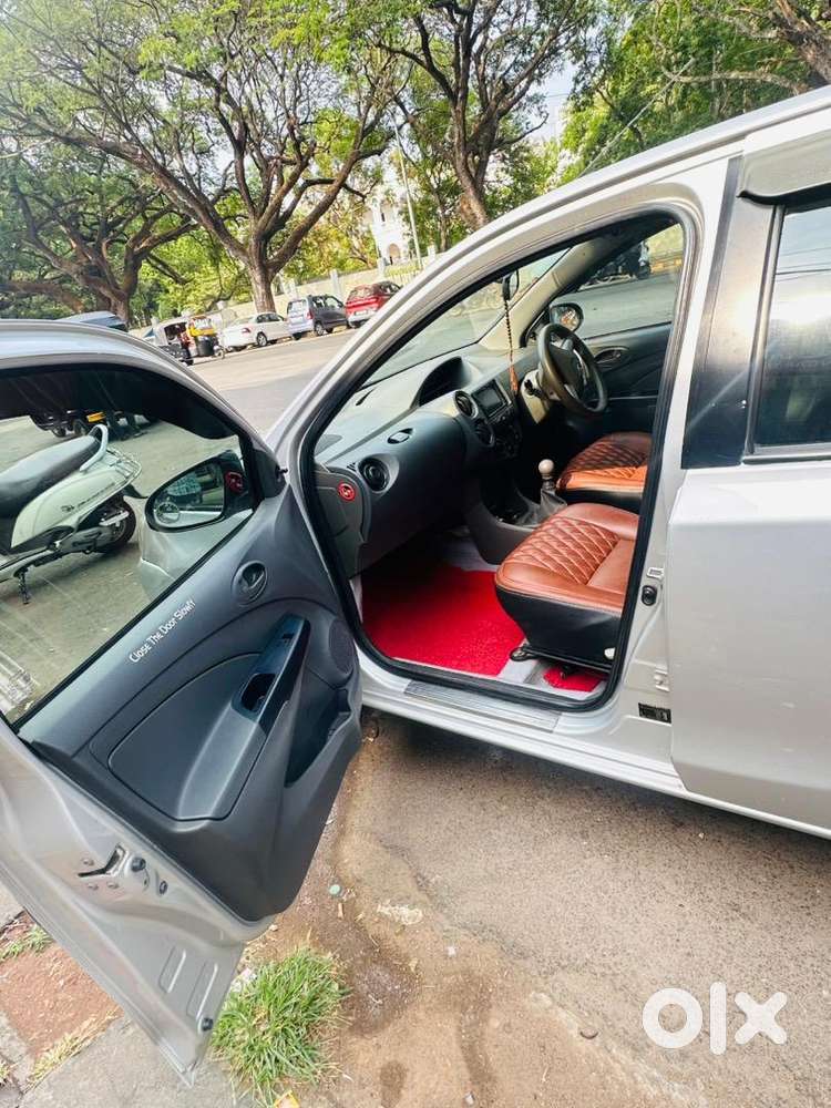 Toyota Etios Liva 2016