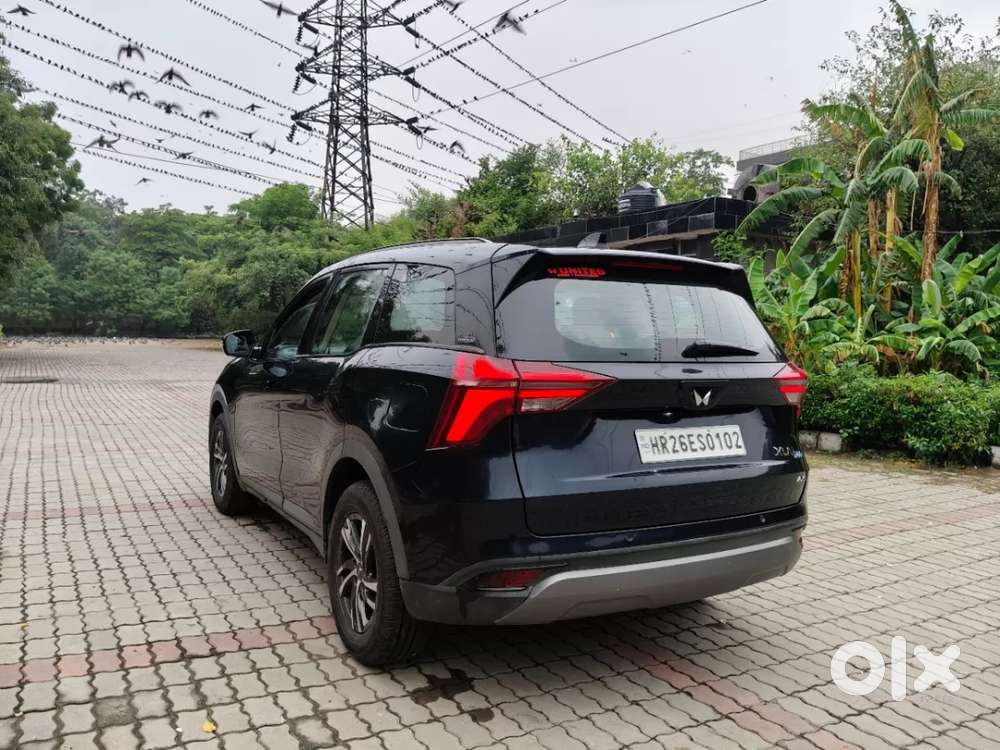 Mahindra Xuv700 2.0 Ax 5 Petrol Mt 7 Str, 2021, Petrol