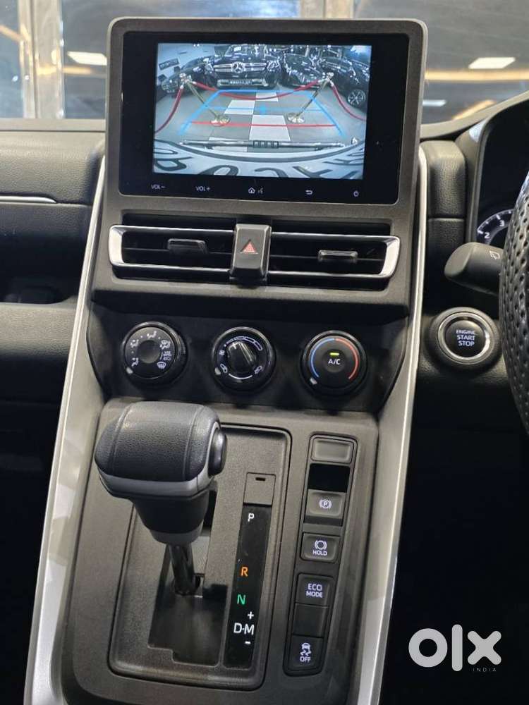 Toyota Innova Hycross 2.0 Gx 7 Str, 2025, Petrol