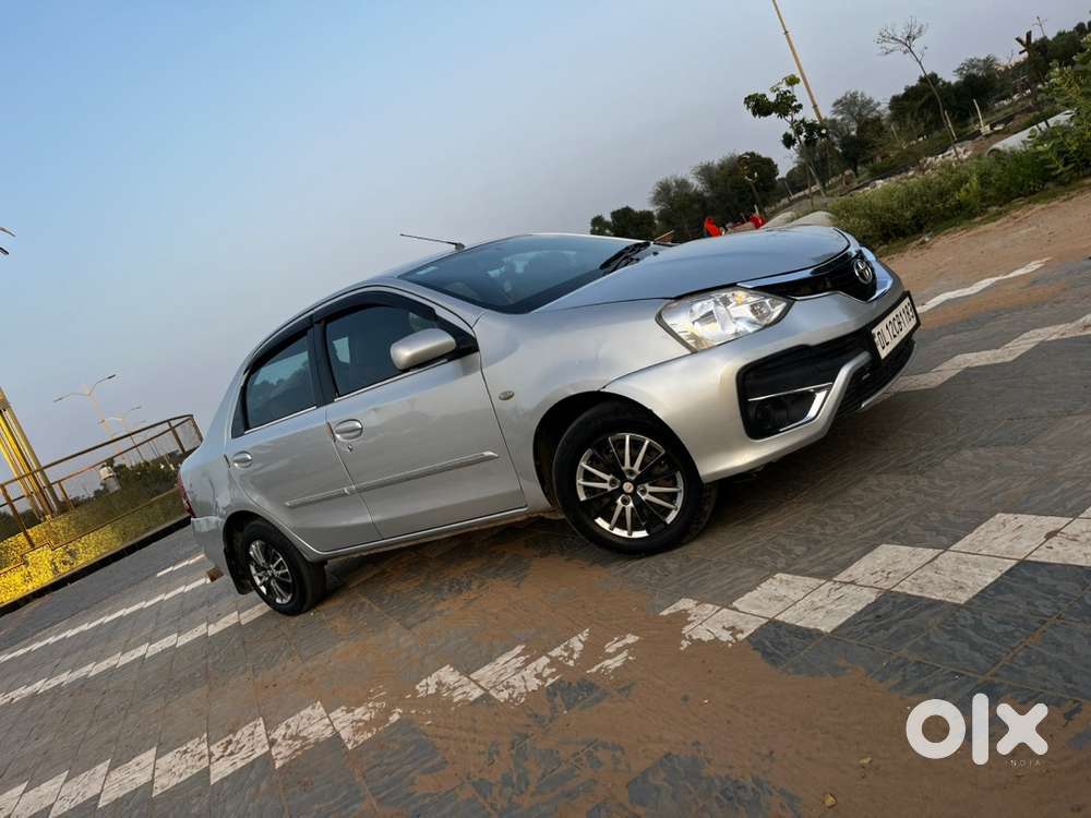 Toyota Etios G Exclusive 2013