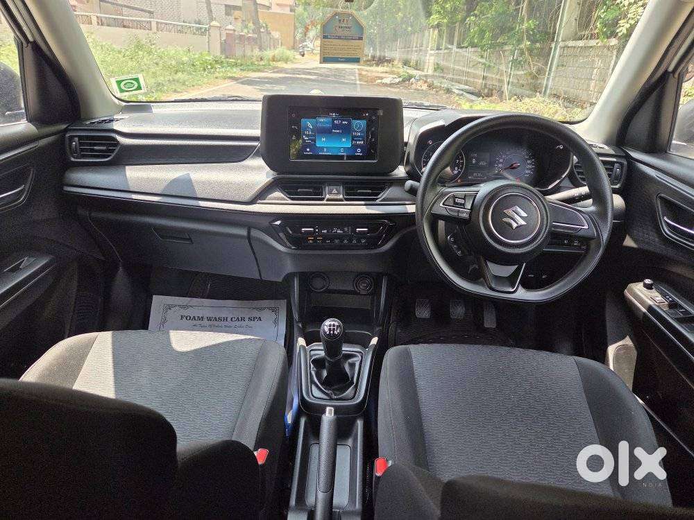Maruti Suzuki Swift Vxi + Manual, 2024, Petrol