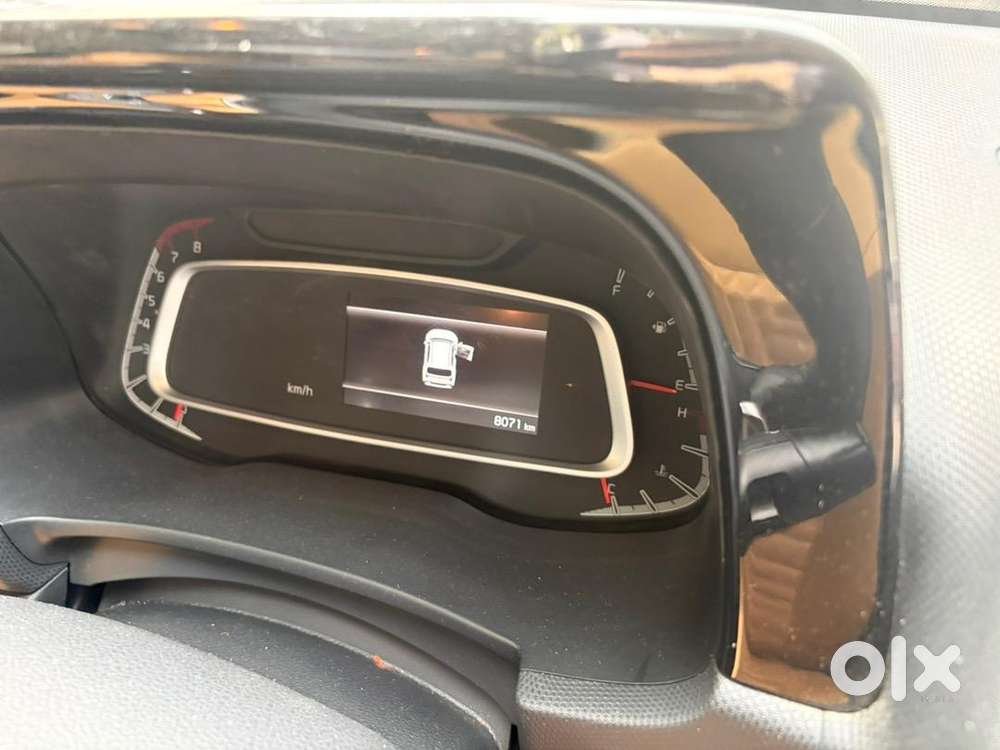 Kia Sonet 2025 Petrol Well Maintained