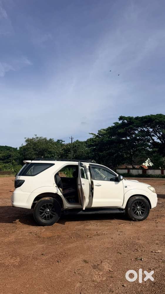 Toyota Fortuner Diesel 2010
