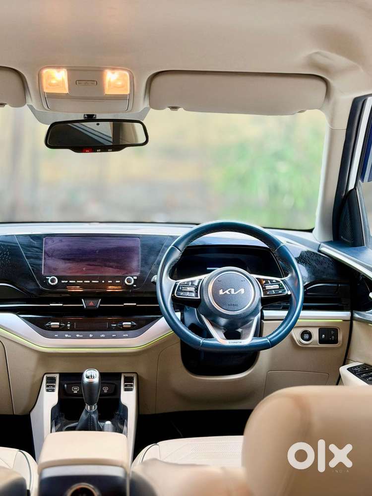 Kia Carens 1.4 Luxury 7 Str, 2022, Petrol
