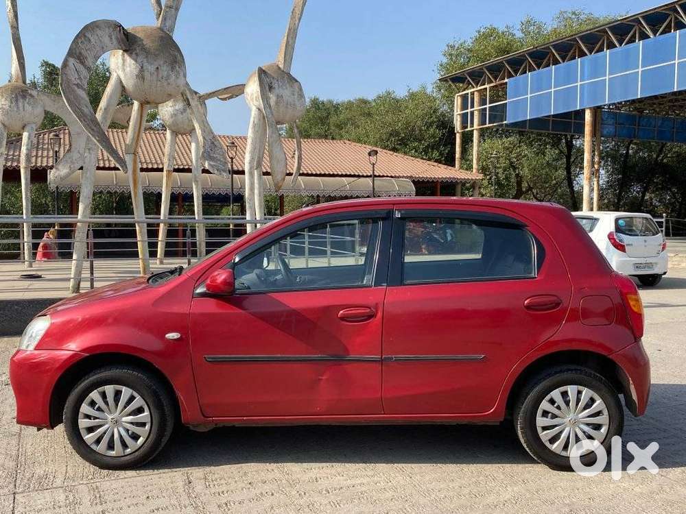 Toyota Etios Liva 2011-2012 G, 2011, Petrol